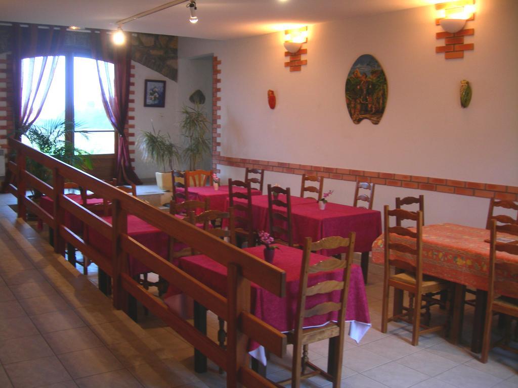 Hotel De La Madeleine Anduze אנדוזה מראה חיצוני תמונה