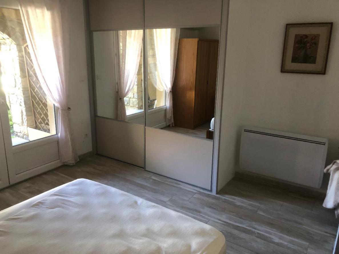 Hotel De La Madeleine Anduze אנדוזה מראה חיצוני תמונה