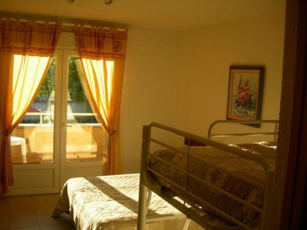 Hotel De La Madeleine Anduze אנדוזה מראה חיצוני תמונה