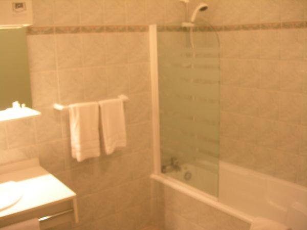 Hotel De La Madeleine Anduze אנדוזה מראה חיצוני תמונה