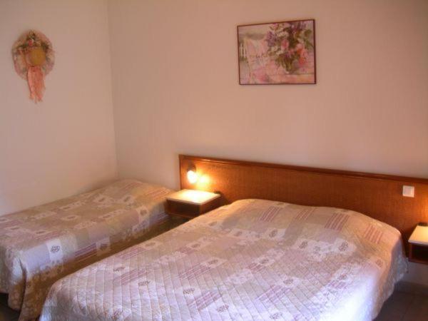 Hotel De La Madeleine Anduze אנדוזה חדר תמונה
